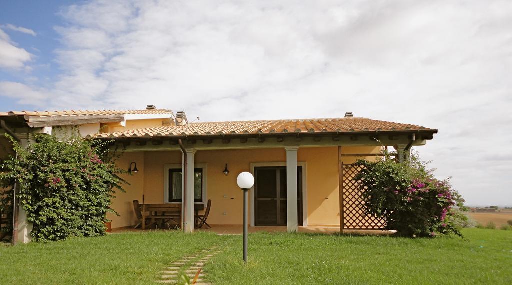 Agriturismo Colle D' Oro Pescia Romana Bilik gambar