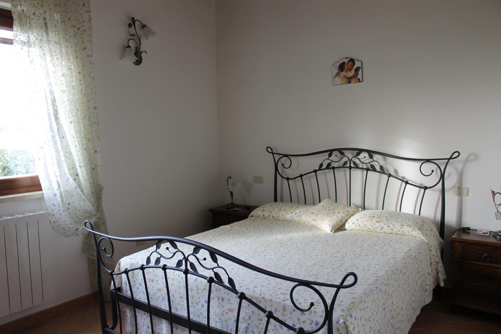 Agriturismo Colle D' Oro Pescia Romana Bilik gambar