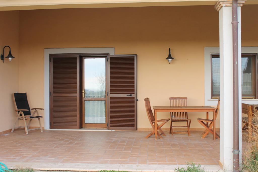 Agriturismo Colle D' Oro Pescia Romana Bilik gambar