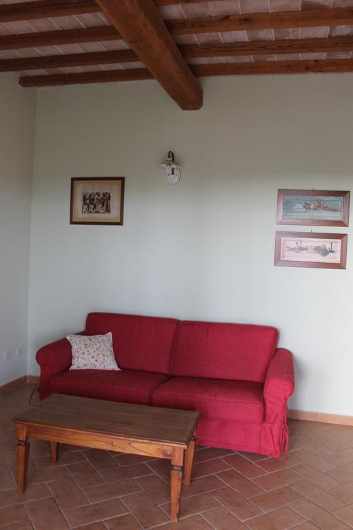 Agriturismo Colle D' Oro Pescia Romana Bilik gambar
