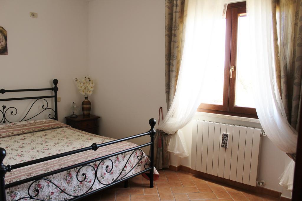 Agriturismo Colle D' Oro Pescia Romana Luaran gambar