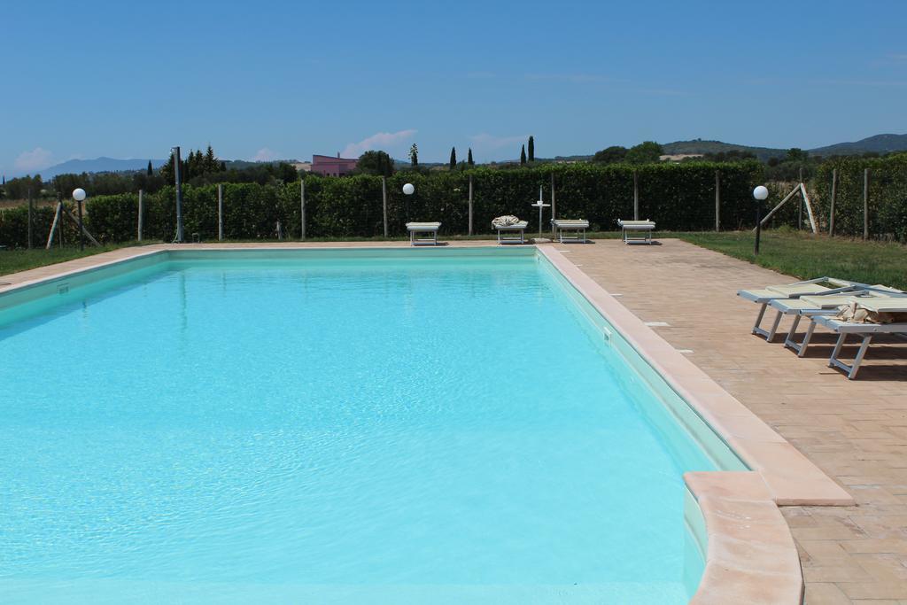 Agriturismo Colle D' Oro Pescia Romana Luaran gambar