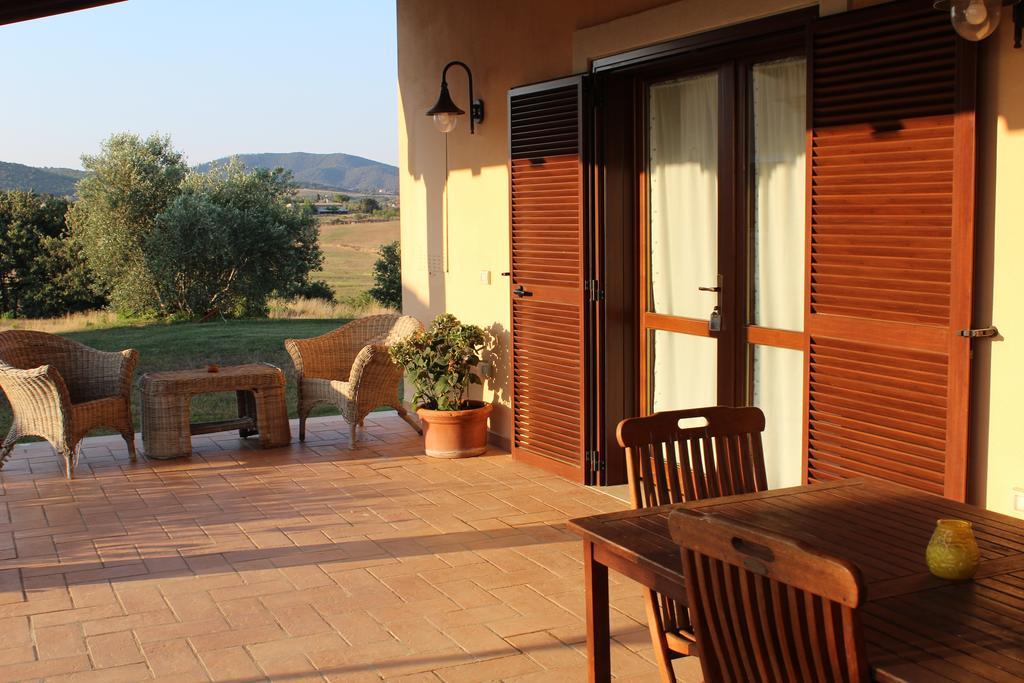 Agriturismo Colle D' Oro Pescia Romana Luaran gambar