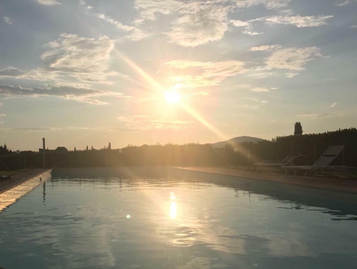 Agriturismo Colle D' Oro Pescia Romana Luaran gambar